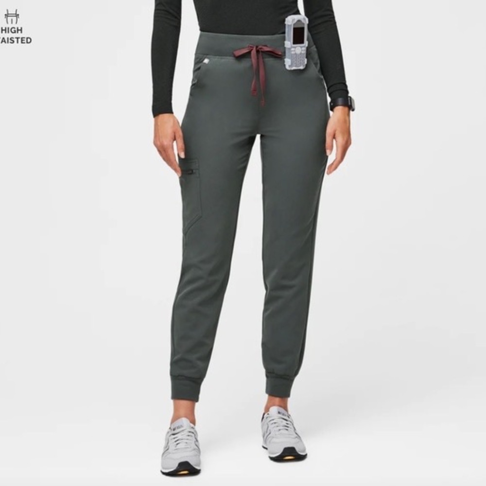 EUC Figs Bonsai High Waisted Zamora Joggers (Size 2XL PETITE)